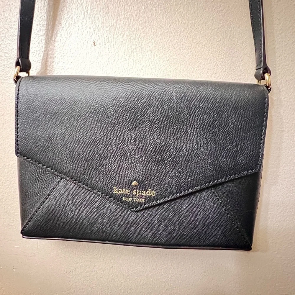 kate spade sleek stylish
